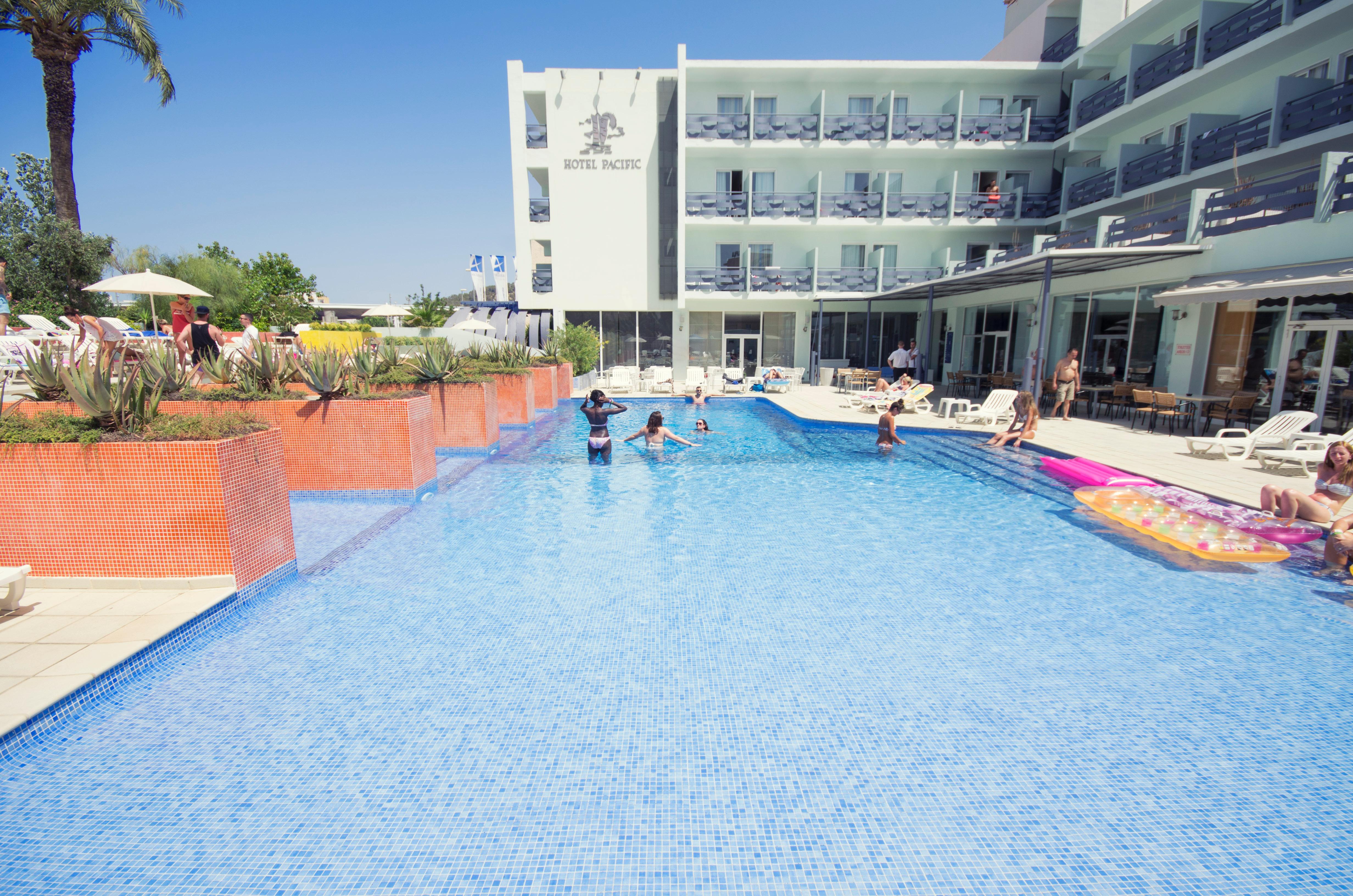 Azuline Hotel Pacific Сан-Антоніо Екстер'єр фото