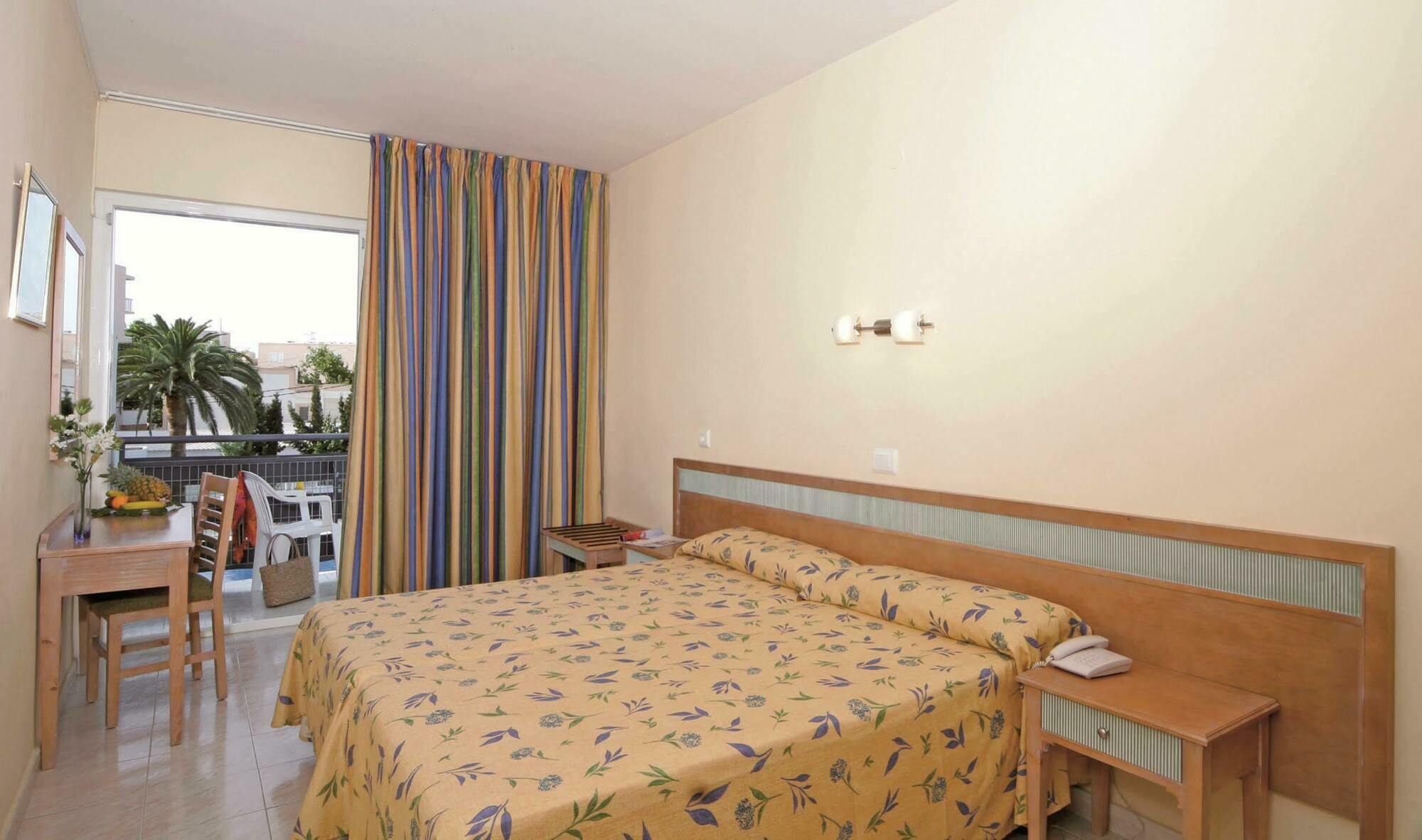 Azuline Hotel Pacific Сан-Антоніо Номер фото